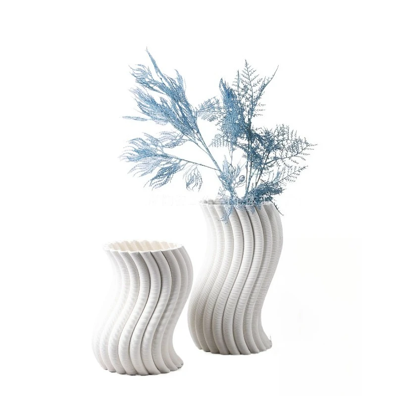 Modern white ceramic twisted vase ornament minimalist living room flower arrangement high-end soft decoration
Modern white ceramic twisted vase ornament minimalist living room flower arrangement high-end soft decoration