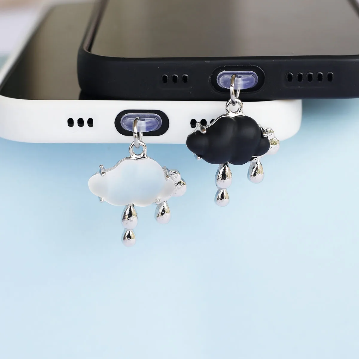 Phone Dust Plug Clouds Dark Clouds And Rainy Shapes Charm Pendant For Iphone & Type-c Ports Accessories Decoration
Phone Dust Plug Clouds Dark Clouds And Rainy Shapes Charm Pendant For Iphone & Type-c Ports Accessories Decoration