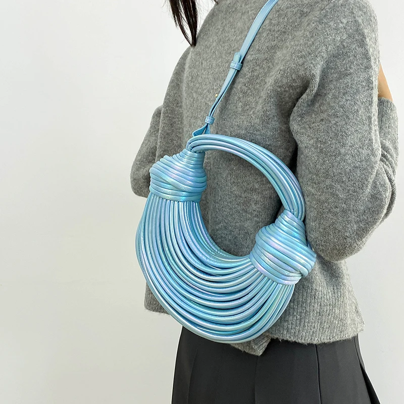Popular Women's Crossbody Bag in Elegant Leather, Classic Messenger Design for Ladies From Luxury Brand Famous Designer 
Popular Women's Crossbody Bag in Elegant Leather, Classic Messenger Design for Ladies From Luxury Brand Famous Designer