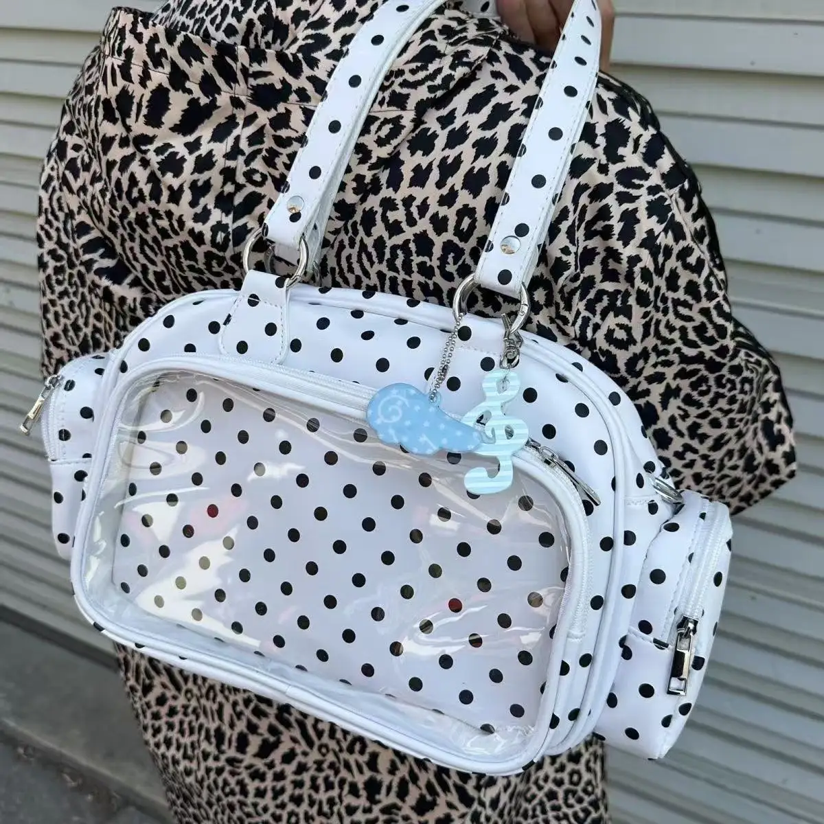 New Original Design Fashionable and Sweet Boston Bag Y2K Shoulder Crossbody Bag DIY Dolls Bag Cute Polka Dot Ulzzang Ita
New Original Design Fashionable and Sweet Boston Bag Y2K Shoulder Crossbody Bag DIY Dolls Bag Cute Polka Dot Ulzzang Ita