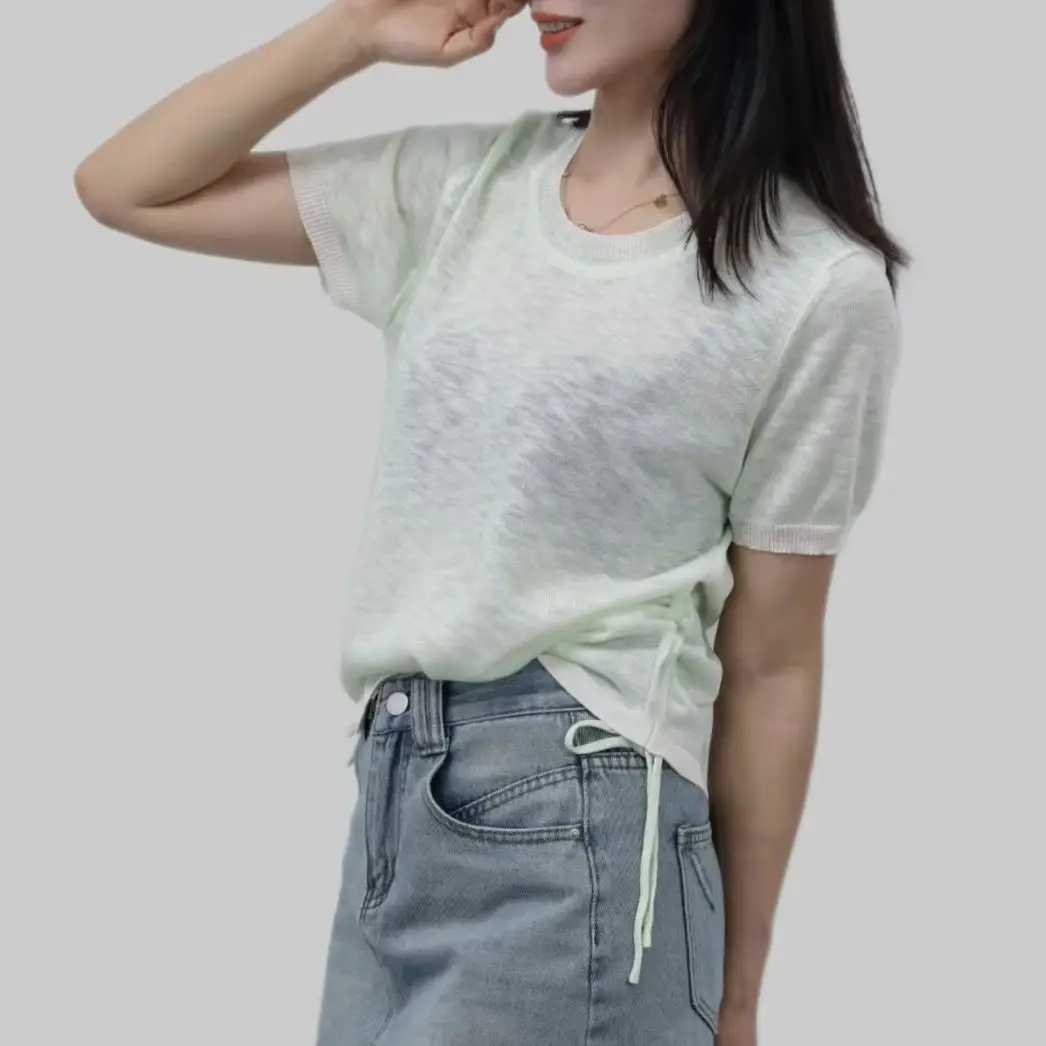 Summer Short-Sleeved Elegant Knitwear Women's Thin Embroidered Knitwear 2025 Niche Korean New Slim Fashion Women's Tops
Summer Short-Sleeved Elegant Knitwear Women's Thin Embroidered Knitwear 2025 Niche Korean New Slim Fashion Women's Tops
