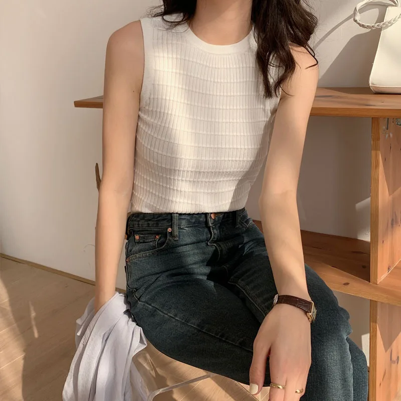 Camisole Women's 2023 Summer Outer Wear Knitted Hong Kong Style Ins Short Internet Celebrity Bottoming Sleeveless Sexy Inner Wea
Camisole Women's 2023 Summer Outer Wear Knitted Hong Kong Style Ins Short Internet Celebrity Bottoming Sleeveless Sexy Inner Wea