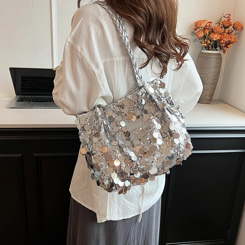 Large Capaci Glitter Underarm Bag 2025 Summer Versatile Handbag Single Oulder Bag Iny Sequin Bag Trendy Ular New Sle
Large Capaci Glitter Underarm Bag 2025 Summer Versatile Handbag Single Oulder Bag Iny Sequin Bag Trendy Ular New Sle