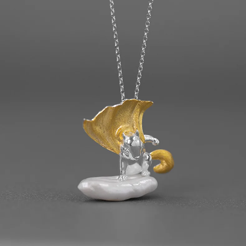 Squirrel Knight 925 Sterling Silver Baroque Pearl Animal Pendant Necklace for Women Men Best Gift
Squirrel Knight 925 Sterling Silver Baroque Pearl Animal Pendant Necklace for Women Men Best Gift