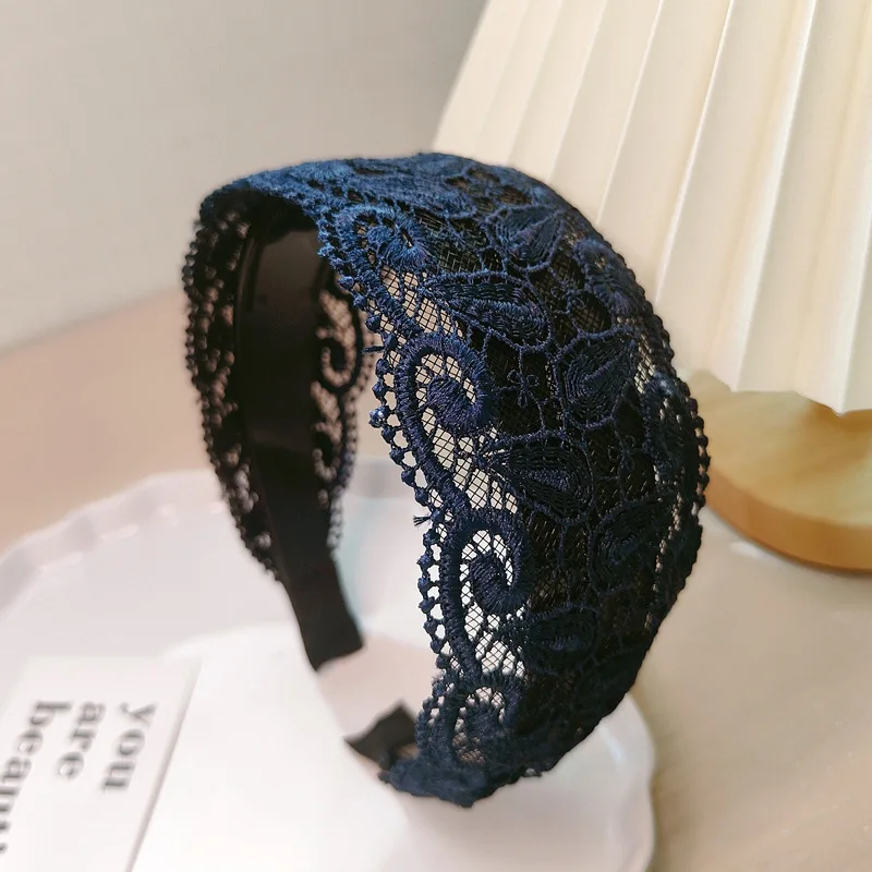 Widened Paisley Hollow Lace Hair Hoop Hair Accessories
Widened Paisley Hollow Lace Hair Hoop Hair Accessories
