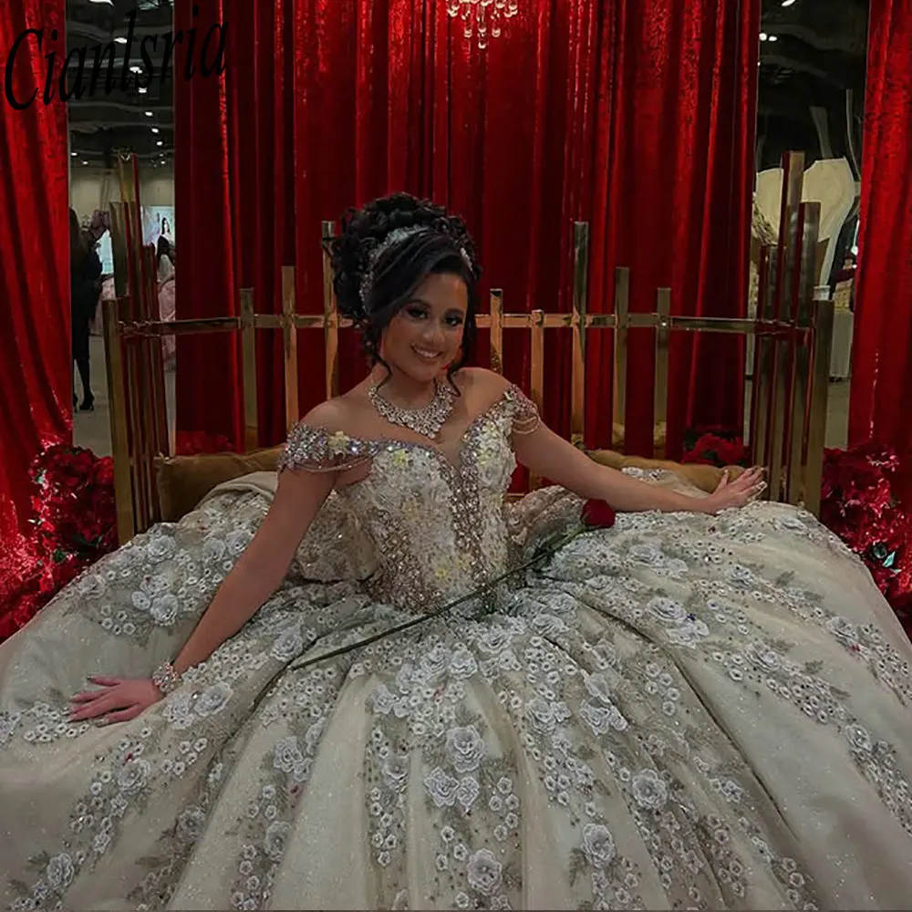 Princess Off The Shoulder Quinceanera Dresses Ball Gown Floral Appliques Lace Sweet 15 Años Mexican Customized
Princess Off The Shoulder Quinceanera Dresses Ball Gown Floral Appliques Lace Sweet 15 Años Mexican Customized
