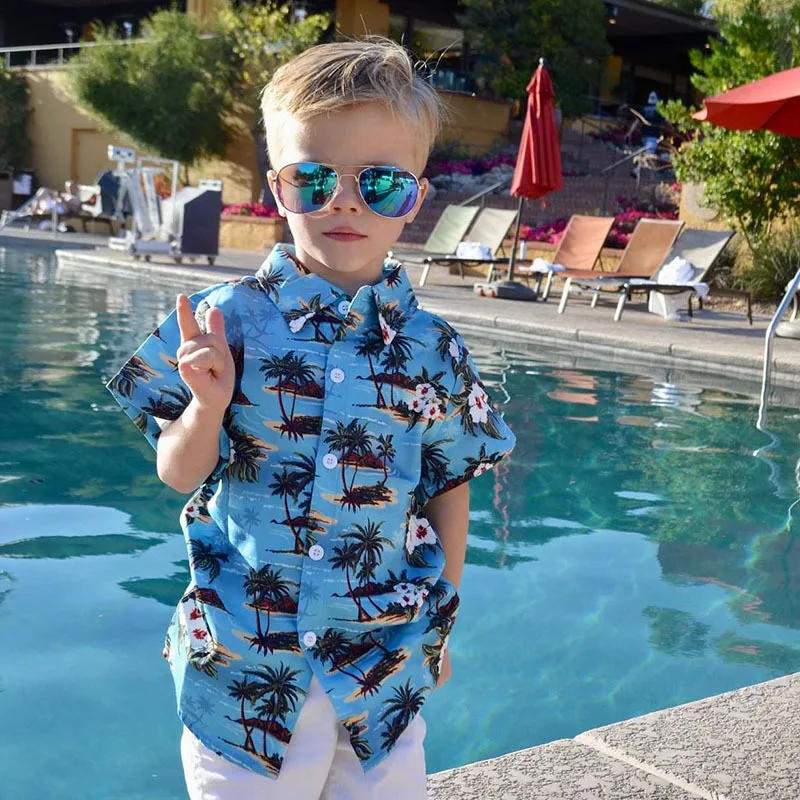 Boys' Summer New Printed Beach Vacation Short Sleeve Set, European and American Style Little and Middle Boys' Five Shorts Set
Boys' Summer New Printed Beach Vacation Short Sleeve Set, European and American Style Little and Middle Boys' Five Shorts Set