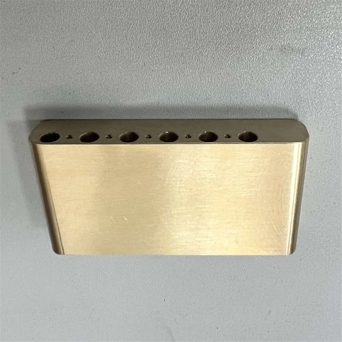 AA-Profession Electric Guitar Base Accessories Brass Block for Electric Guitar Tremolo System Bridge Great
AA-Profession Electric Guitar Base Accessories Brass Block for Electric Guitar Tremolo System Bridge Great