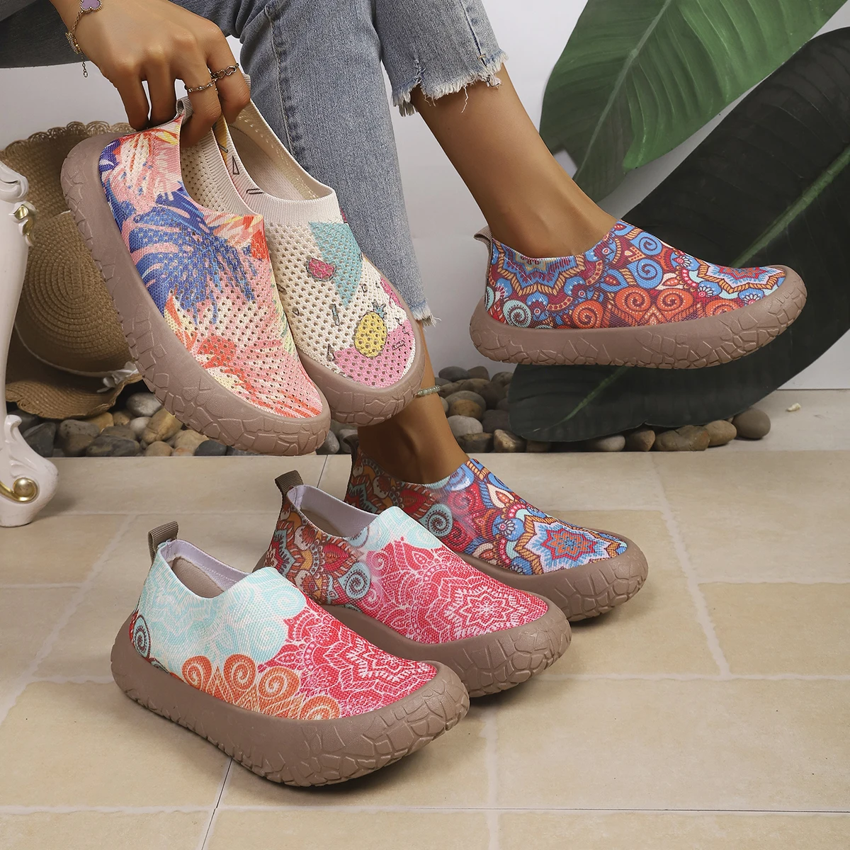 Women Tropical Pineapple Strawberry Print Mesh Slip On Walking Shoes Breathable Light Non Slip Casual Sneakers Wide Footwear
Women Tropical Pineapple Strawberry Print Mesh Slip On Walking Shoes Breathable Light Non Slip Casual Sneakers Wide Footwear