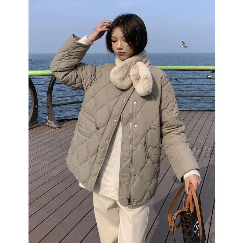 Retro Fashion And Comfortable Quilted Jackets Women V-neck Harajuku Comfortable High Quality Coat Windproof Coat
Retro Fashion And Comfortable Quilted Jackets Women V-neck Harajuku Comfortable High Quality Coat Windproof Coat