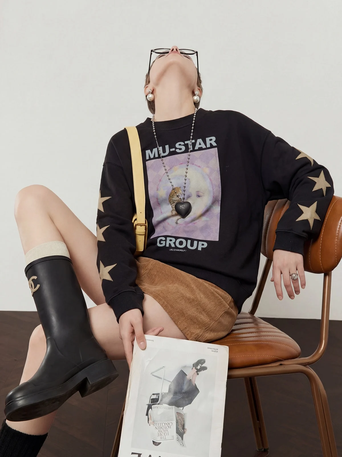 Женская свободная повседневная толстовка Moon Leopard Bla Fce с подкладкой, весна 2026, новинка, удобная, с круглым вырезом, длинный рукав
Женская свободная повседневная толстовка Moon Leopard Bla Fce с подкладкой, весна 2026, новинка, удобная, с круглым вырезом, длинный рукав