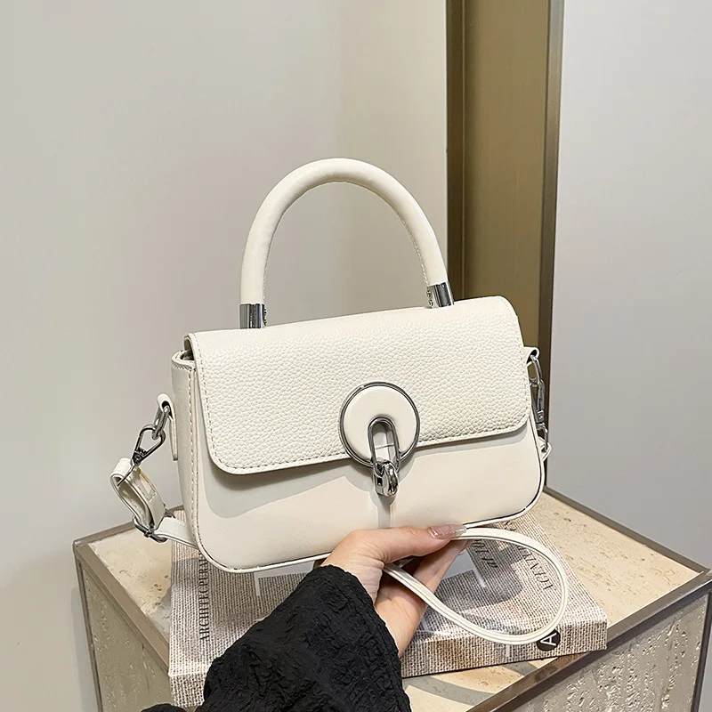 2025 Minimalist Clasp Crossbody Bag for Women Minimalist Shoulder Handheld Purse Fashionable Handbag 
2025 Minimalist Clasp Crossbody Bag for Women Minimalist Shoulder Handheld Purse Fashionable Handbag