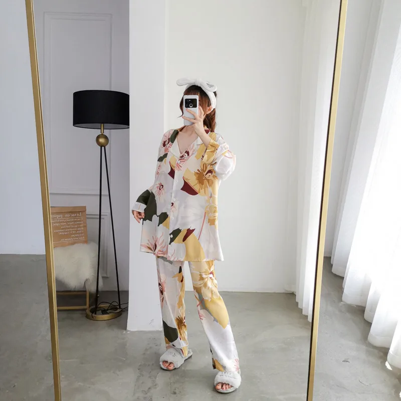 Ice Silk Pajamas Women's Pajamas Loose Spring And Autumn Plus Size Summer And Autumn Thin Long Sleeve Pants Home Pyjamas Sets
Ice Silk Pajamas Women's Pajamas Loose Spring And Autumn Plus Size Summer And Autumn Thin Long Sleeve Pants Home Pyjamas Sets