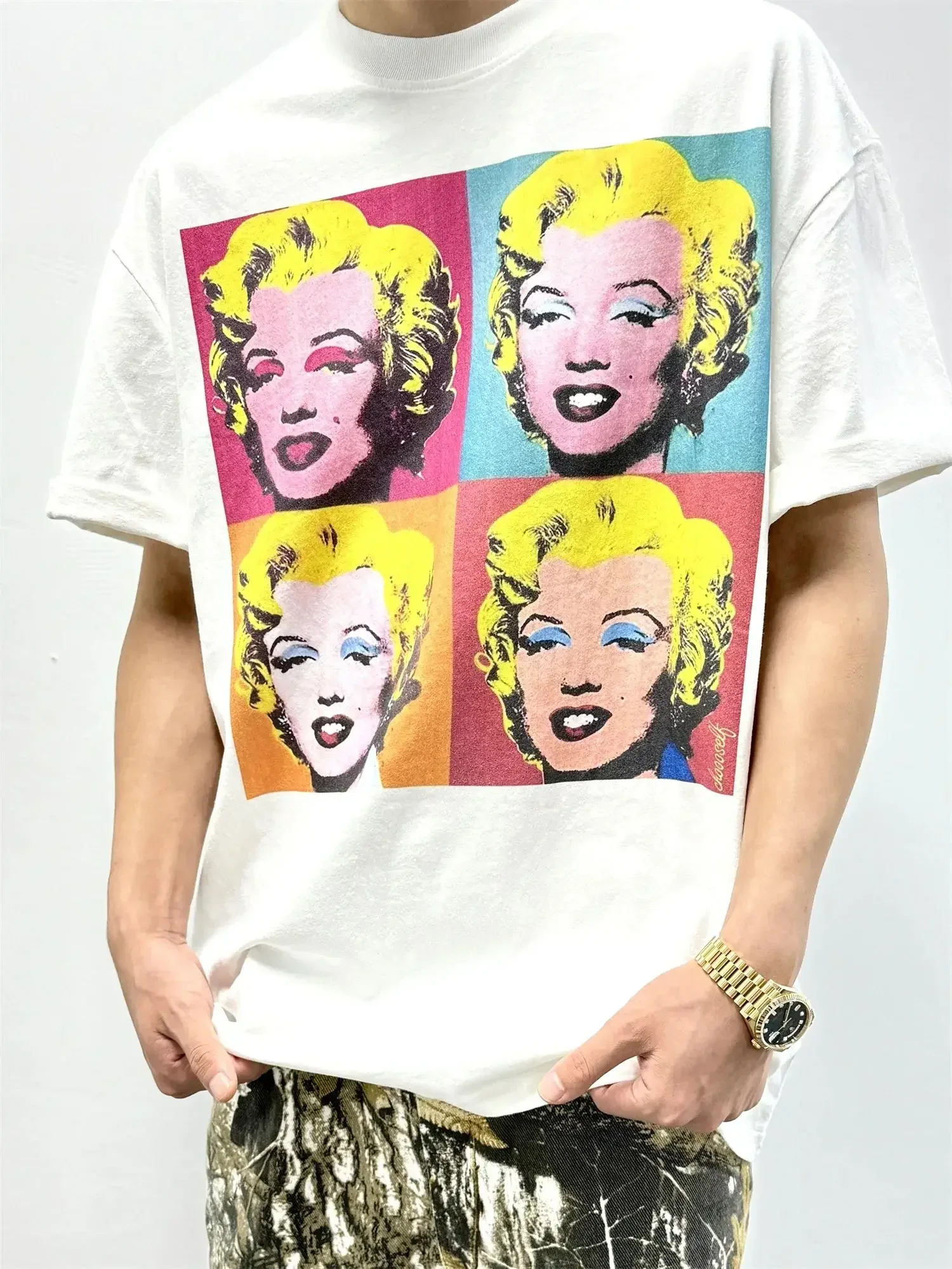 Vintage Summer Monroe Portrait Print Streetwear Hip-Pop Style High-Street White Tops T-Shirt
Vintage Summer Monroe Portrait Print Streetwear Hip-Pop Style High-Street White Tops T-Shirt
