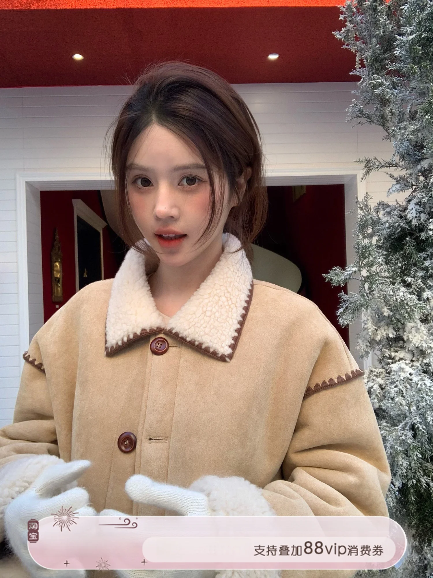 HuaHua Heart aped Tfeta Color Blo ell Embroidery Faion Collar Wool Leather Inteated Jaet Women's ort Coat
HuaHua Heart aped Tfeta Color Blo ell Embroidery Faion Collar Wool Leather Inteated Jaet Women's ort Coat
