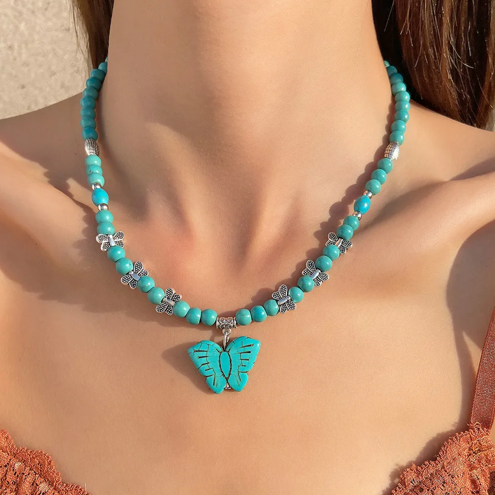 Vintage turquoise butterfly pendant necklace Bohemian ethnic style natural turquoise necklace women
Vintage turquoise butterfly pendant necklace Bohemian ethnic style natural turquoise necklace women