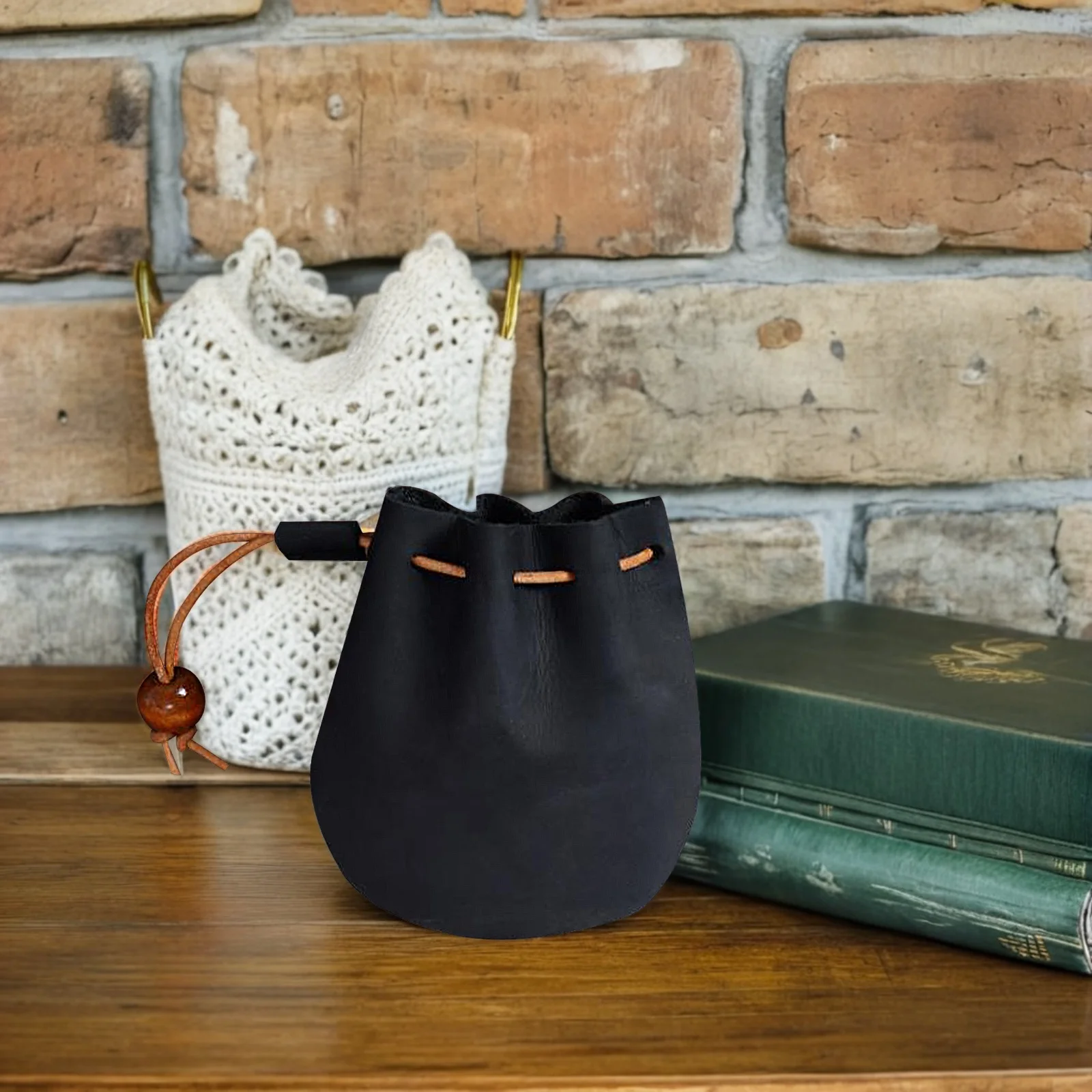 Mini Storage Bag Black Vintage Coin Pouch Slim Stylish Change Purse Small Wallet Key Organizer for Work Shopping
Mini Storage Bag Black Vintage Coin Pouch Slim Stylish Change Purse Small Wallet Key Organizer for Work Shopping