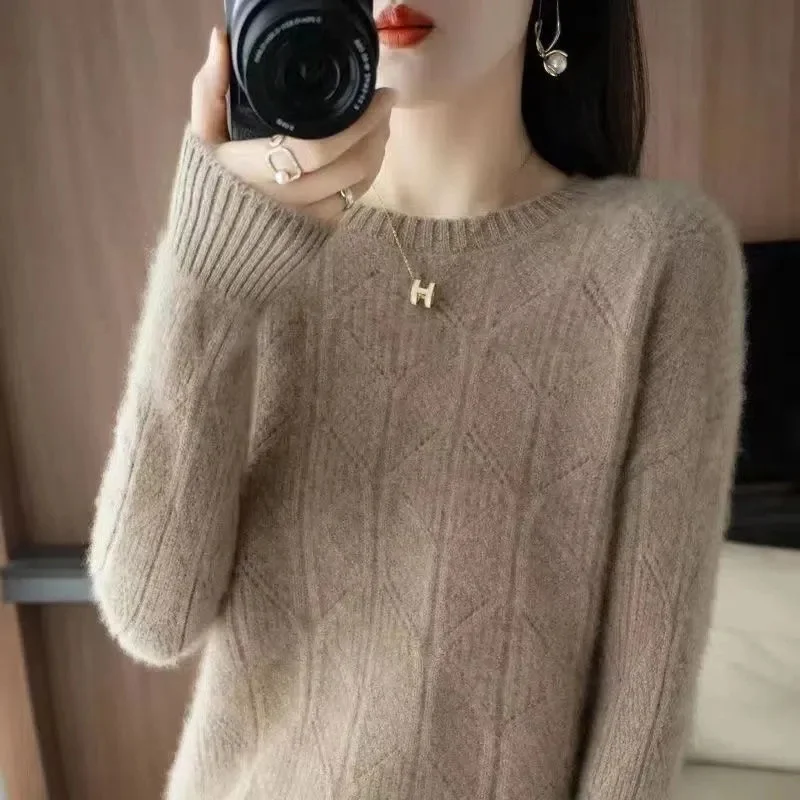 New Winter Clothes Women Fashion Tops 2023 Round Neck Knitting Color Matching Long Sleeve Top Oversized Sweater Women Pullover
New Winter Clothes Women Fashion Tops 2023 Round Neck Knitting Color Matching Long Sleeve Top Oversized Sweater Women Pullover