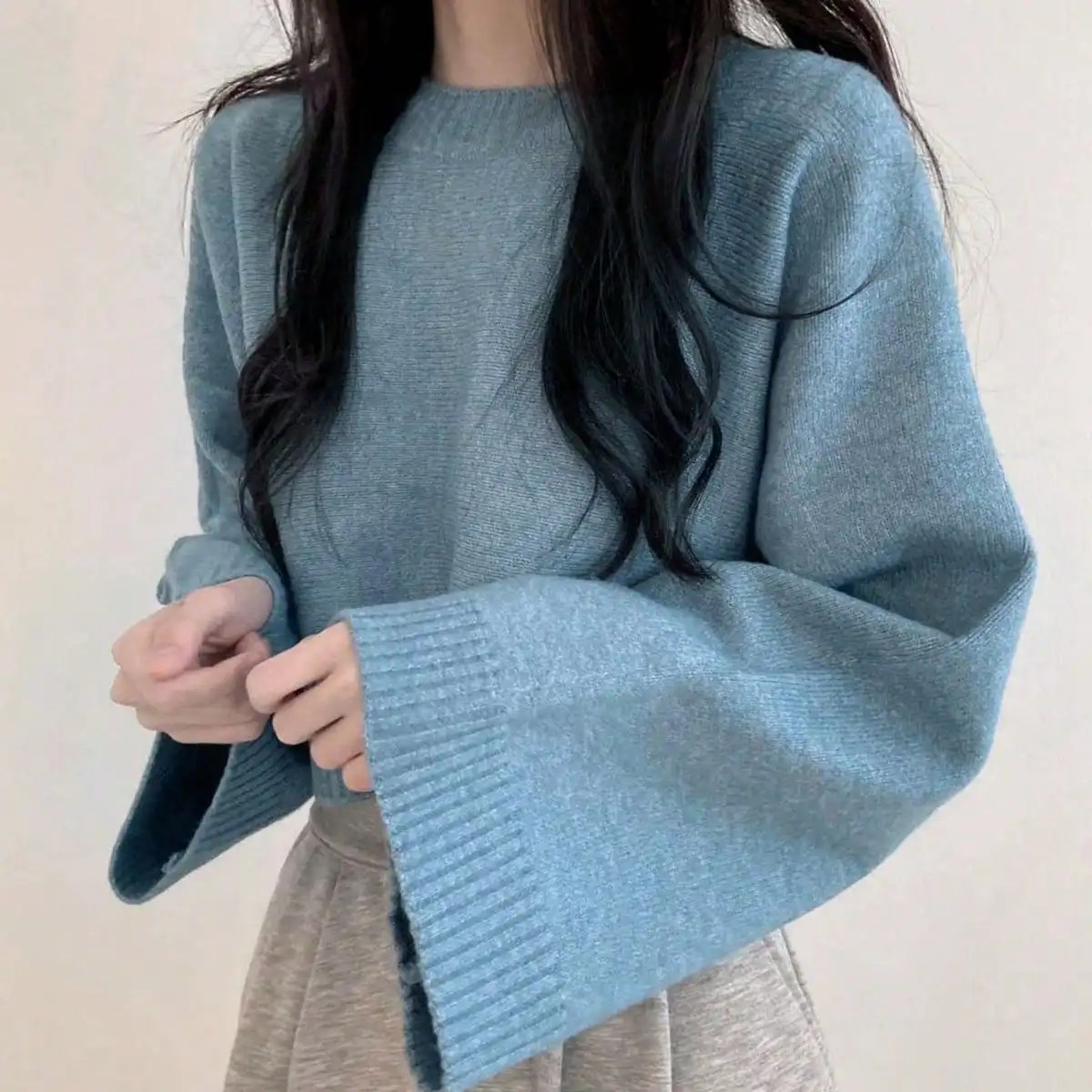 Korean Chic Autumn and Winter Lazy Style Individual Pure Color Loose Small Short Long-Sleeved Round Neck Pullover for Women
Korean Chic Autumn and Winter Lazy Style Individual Pure Color Loose Small Short Long-Sleeved Round Neck Pullover for Women