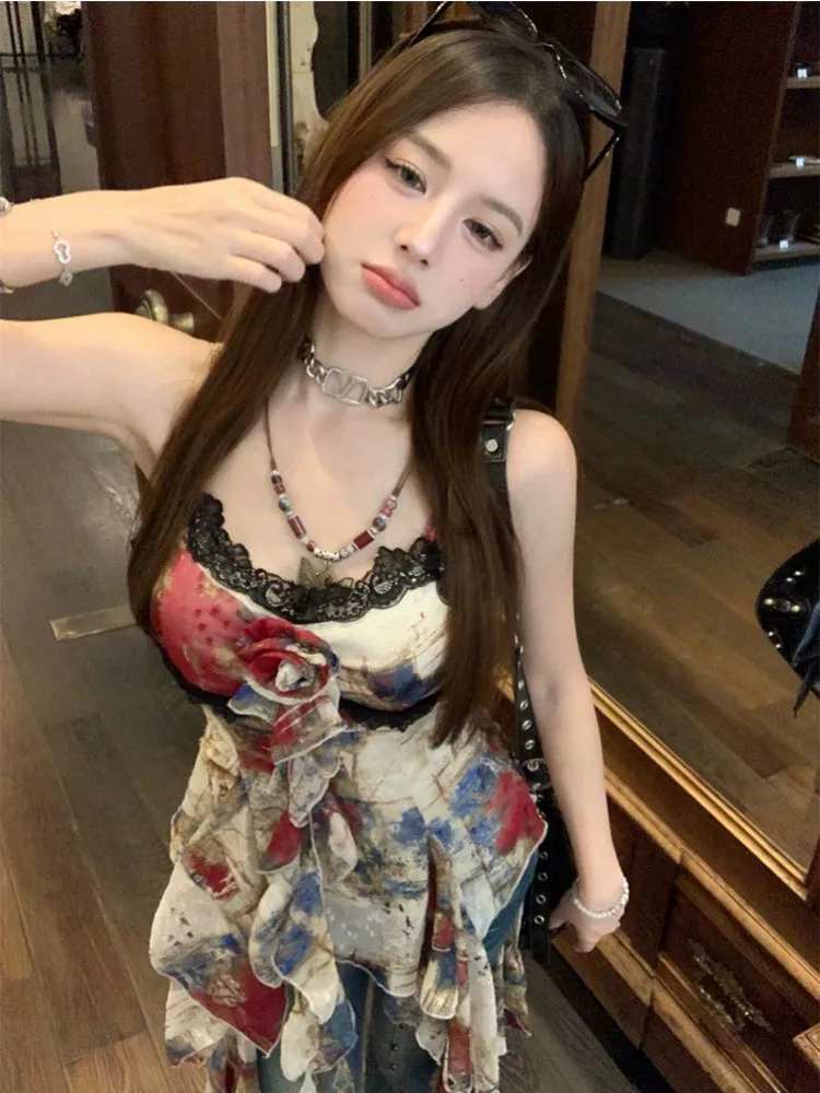 Sweet Spicy Girl Oil Painting Print Strap Vest Women Summer Sleeveless Design Irregular Lace Splicing Top Outerwear
Sweet Spicy Girl Oil Painting Print Strap Vest Women Summer Sleeveless Design Irregular Lace Splicing Top Outerwear