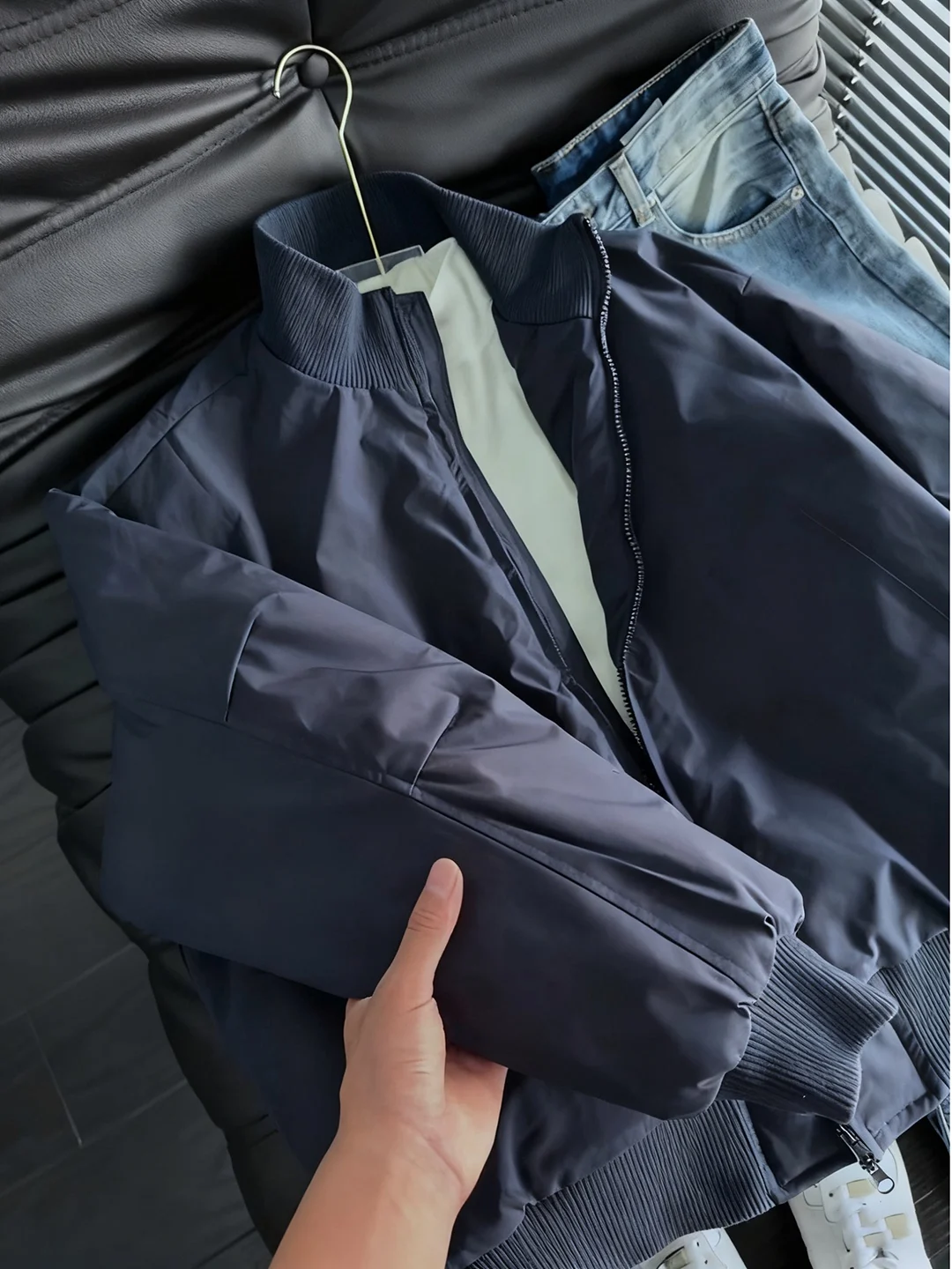 Мужская утепленная куртка-бомбер Olive Green из хлопка для осени и зимы, спортивная, с бейсбольными элементами, на молнии, теплая
Мужская утепленная куртка-бомбер Olive Green из хлопка для осени и зимы, спортивная, с бейсбольными элементами, на молнии, теплая