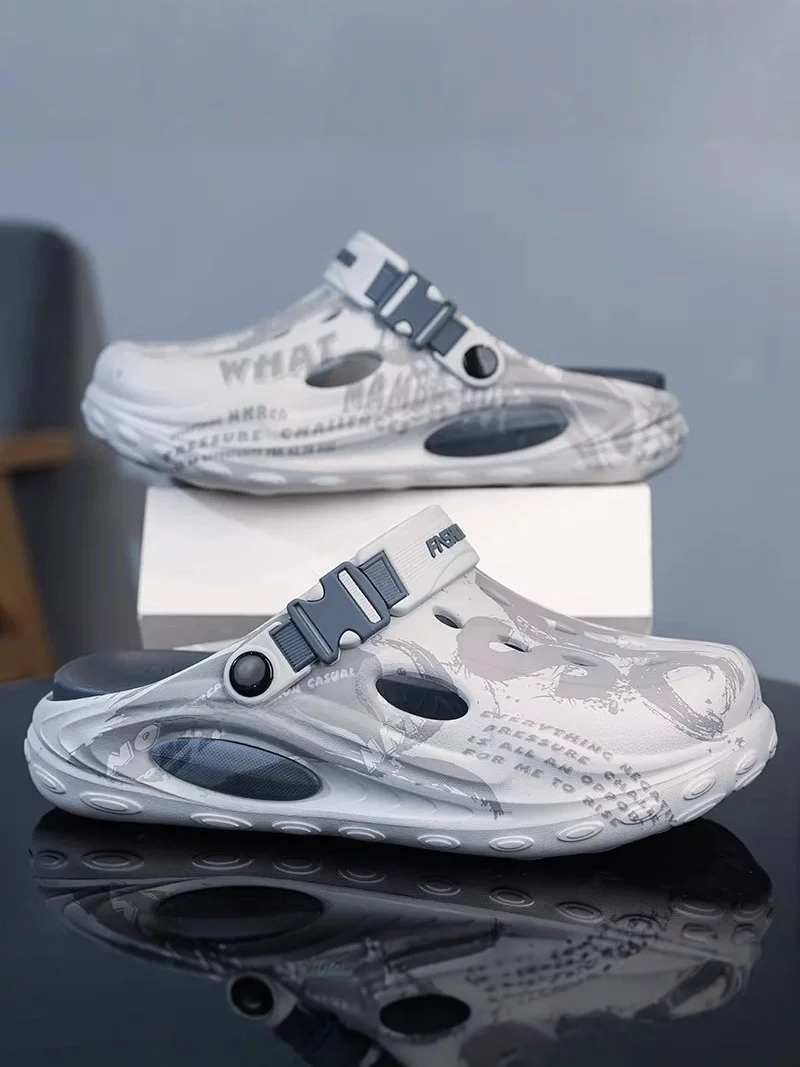 Men's Summer Outdoor Wear Anti-Slip Deodorant Thick Bottom Heightening Driving Work Casual Clog Shoes Two-Purpose Slippers
Men's Summer Outdoor Wear Anti-Slip Deodorant Thick Bottom Heightening Driving Work Casual Clog Shoes Two-Purpose Slippers