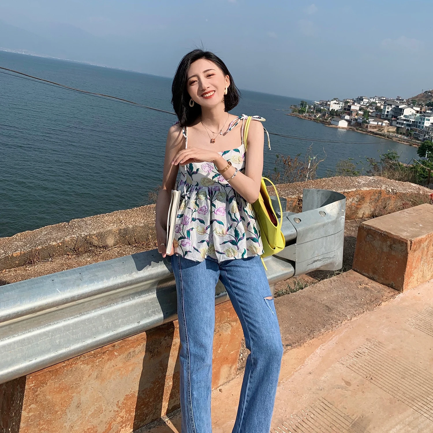 Tinairy Women's Summer Floral Print Dr V-Ne Bubble Sve ort Strap Dr Gentle Wind Gentlewoman Sle
Tinairy Women's Summer Floral Print Dr V-Ne Bubble Sve ort Strap Dr Gentle Wind Gentlewoman Sle