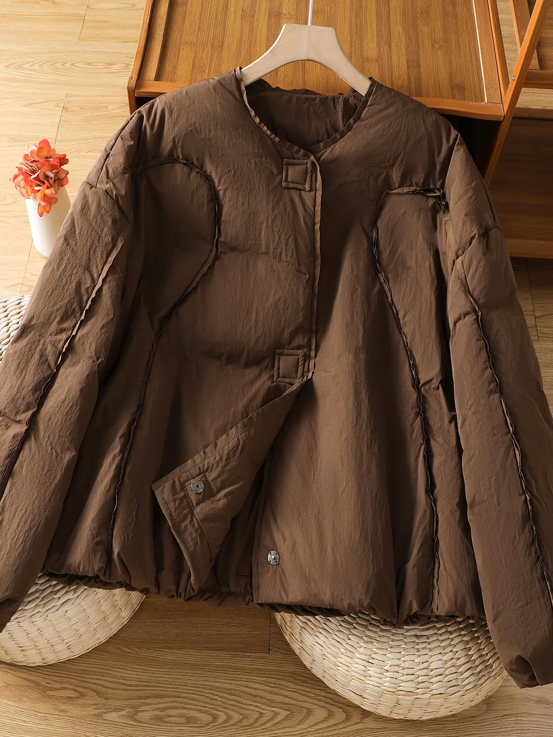Lightweight Padded Cotton Jacket Women's Short Winter Coat Warm Thickened Bread Style Fashionable plus Size Cotton Coat
Lightweight Padded Cotton Jacket Women's Short Winter Coat Warm Thickened Bread Style Fashionable plus Size Cotton Coat