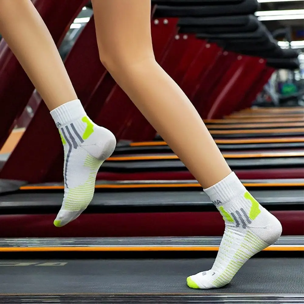 Basketball Thickened Running Socks Multiple Colors Breathable Thick Towel Bottom Socks Boat Ankle Socks Men Women
Basketball Thickened Running Socks Multiple Colors Breathable Thick Towel Bottom Socks Boat Ankle Socks Men Women