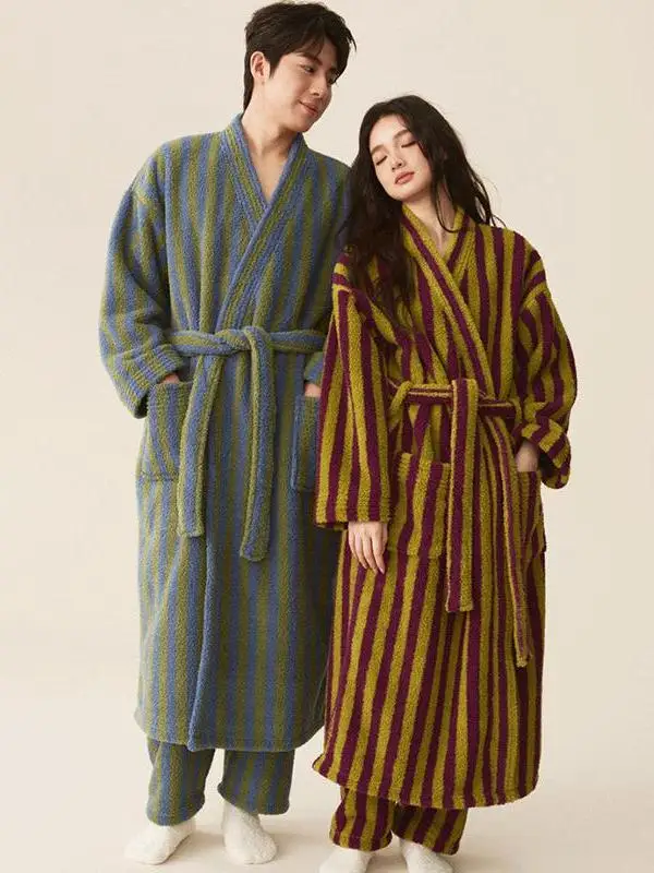 Thiened Fce зимний коралловый бархатный халат для мужчин и женщин, домашняя одежда, ночная рубашка, теплая уютная осенне-зимняя длинная рубашка
Thiened Fce зимний коралловый бархатный халат для мужчин и женщин, домашняя одежда, ночная рубашка, теплая уютная осенне-зимняя длинная рубашка