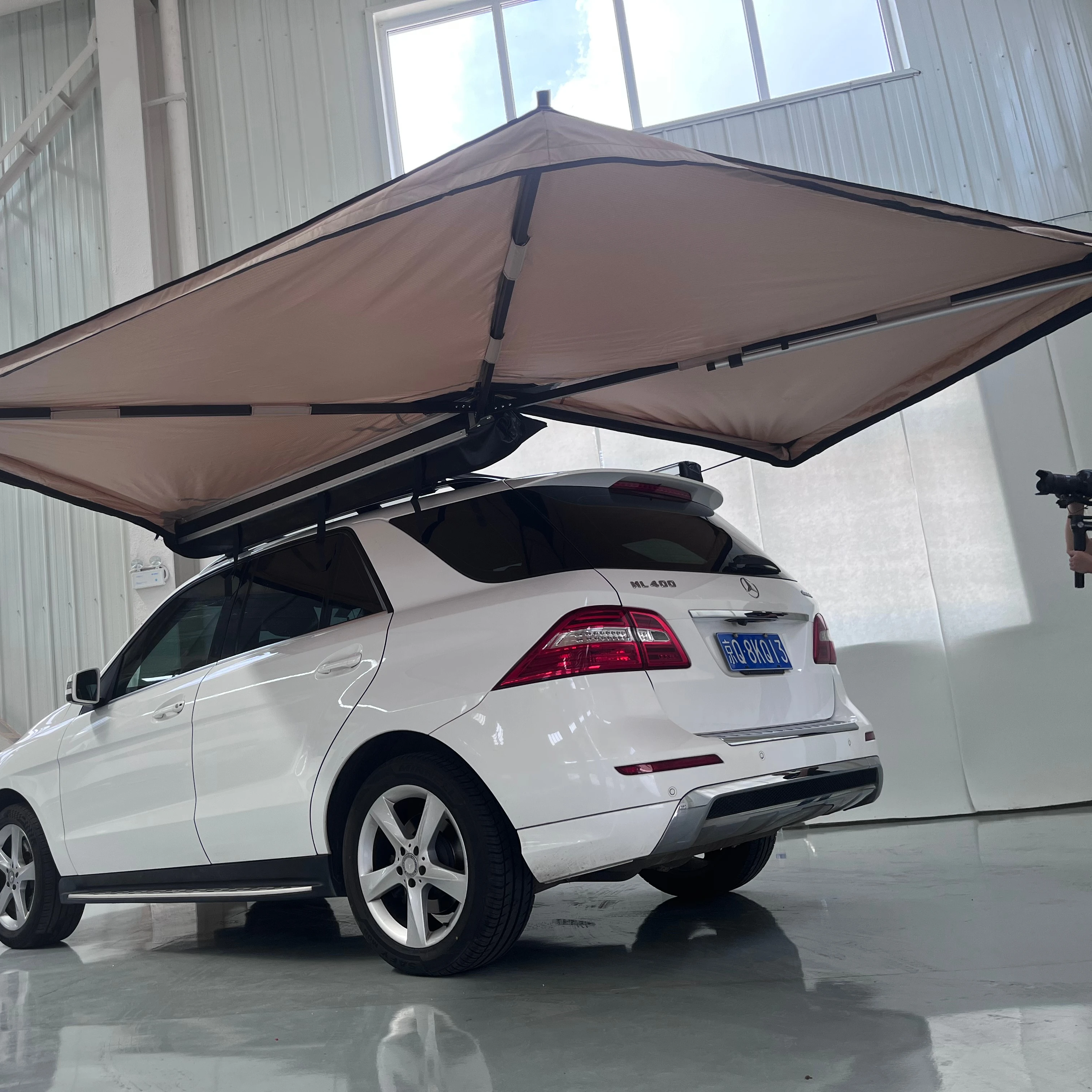 Оптовая продажа, выдвижной водонепроницаемый дорожный складной уличный автомобиль, внедорожник, кемпинг, 270 градусов, отдельно стоящий тент с лисом
Оптовая продажа, выдвижной водонепроницаемый дорожный складной уличный автомобиль, внедорожник, кемпинг, 270 градусов, отдельно стоящий тент с лисом