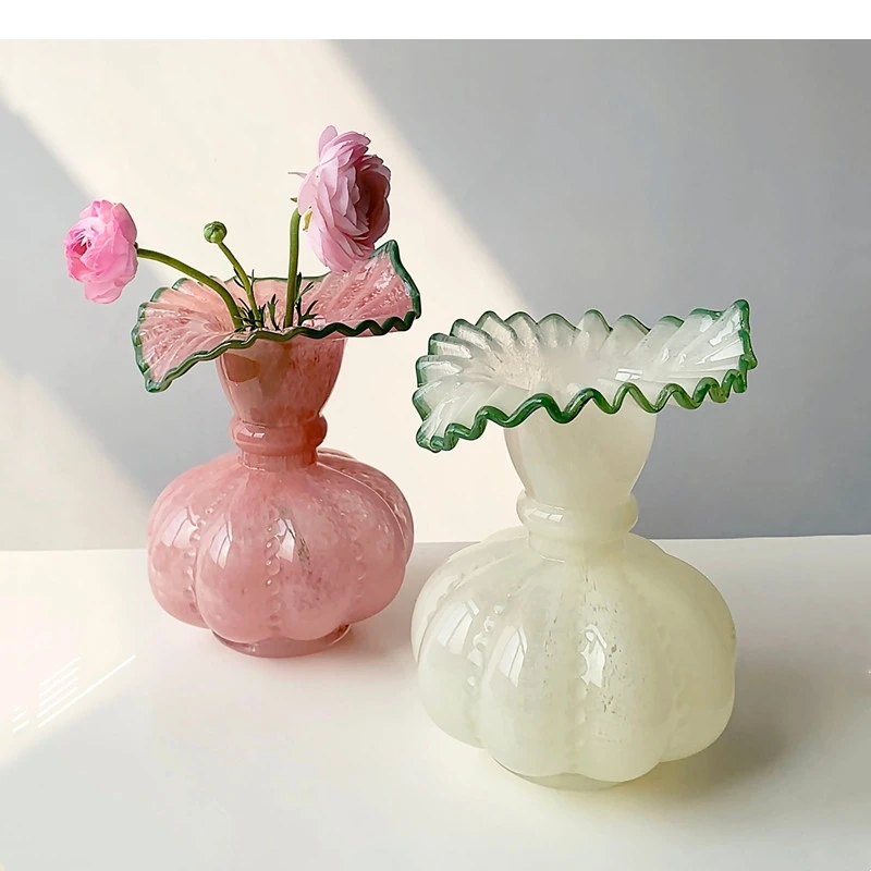 Glass Vase Pumpkin Shape Wave Retro European Hand-made Floral Arrangement Accessories Terrarium Flower Vases
Glass Vase Pumpkin Shape Wave Retro European Hand-made Floral Arrangement Accessories Terrarium Flower Vases