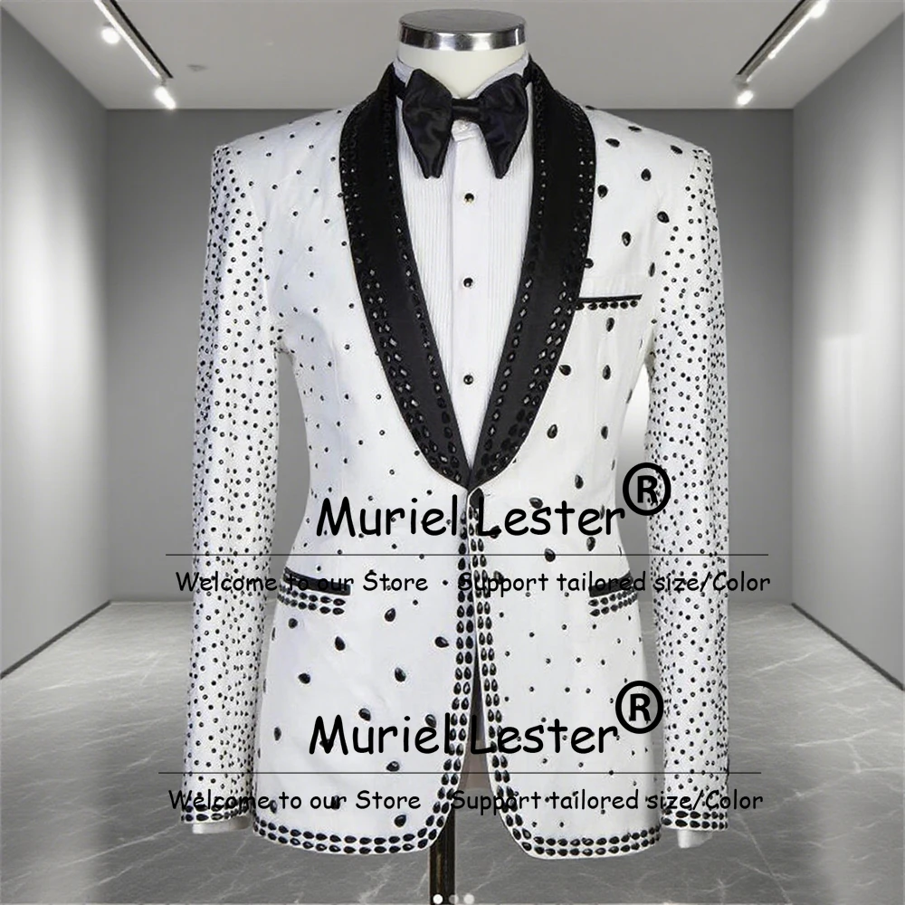 Роскошные мужские костюмы с камнями из бисера на свадьбу, черная шаль с лацканами, вечерние пиджаки для жениха, индивидуальные комплекты из 2 предметов, мужская модная одежда
Роскошные мужские костюмы с камнями из бисера на свадьбу, черная шаль с лацканами, вечерние пиджаки для жениха, индивидуальные комплекты из 2 предметов, мужская модная одежда