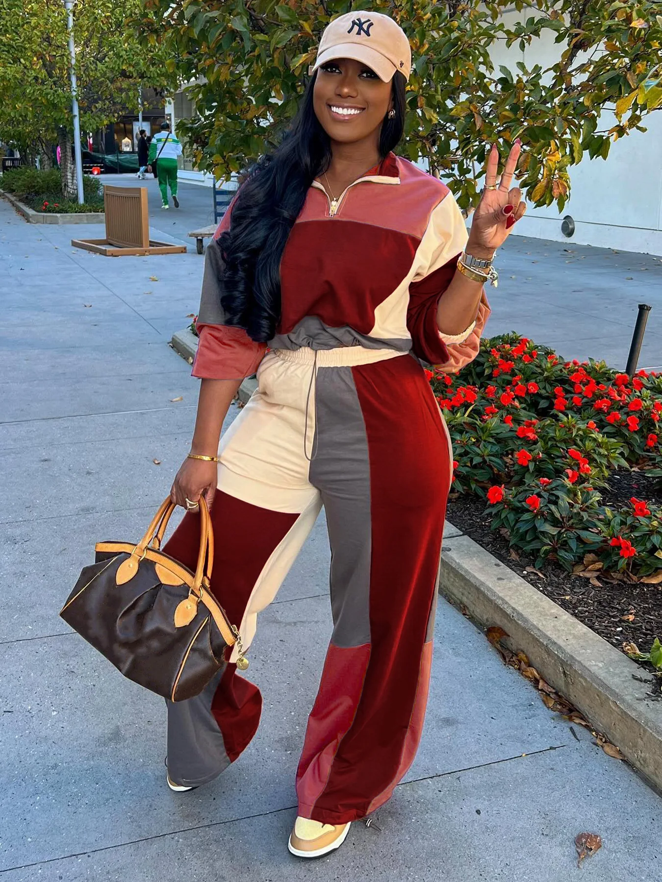 Colorful Color Matching Pants Sets Women Short Zipper Pullover Tops High Waist Straight Trousers Two Piece Set Female Fashion
Colorful Color Matching Pants Sets Women Short Zipper Pullover Tops High Waist Straight Trousers Two Piece Set Female Fashion