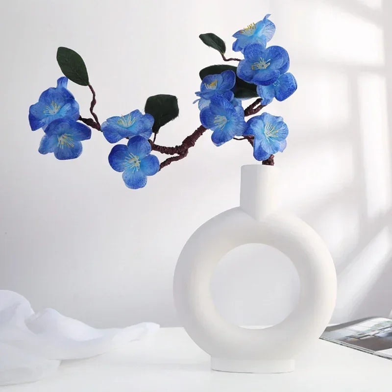 Nordic Round Hollow Ceramic Vase Donut Flower Vase Pot Home Decoration Crafts Desk Living Room Interior Office Bedroom Decor
Nordic Round Hollow Ceramic Vase Donut Flower Vase Pot Home Decoration Crafts Desk Living Room Interior Office Bedroom Decor