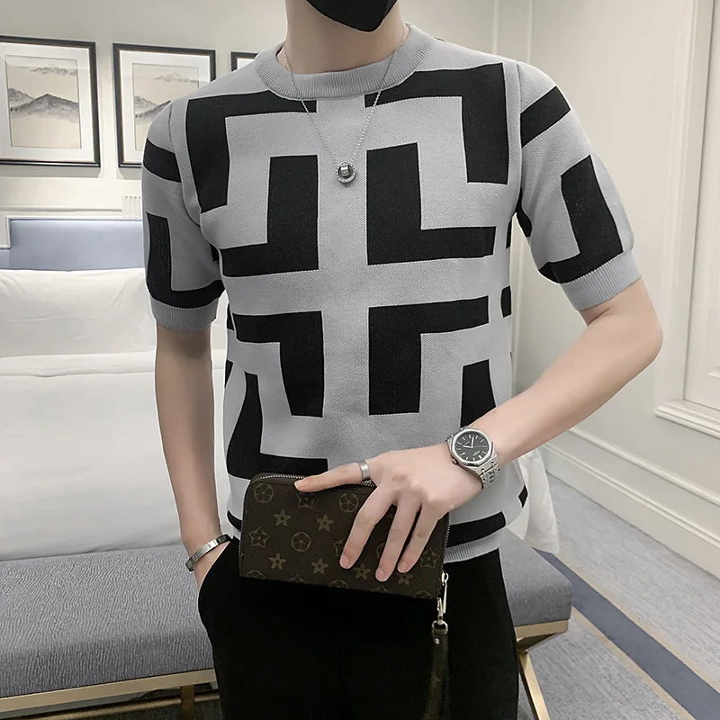 Summer Men's Handsome Short Sleeve T-shirt Slim Fit Round Neck Top Plus Size Casual Geometric Jacquard Half Sleeve Knit Shirt
Summer Men's Handsome Short Sleeve T-shirt Slim Fit Round Neck Top Plus Size Casual Geometric Jacquard Half Sleeve Knit Shirt