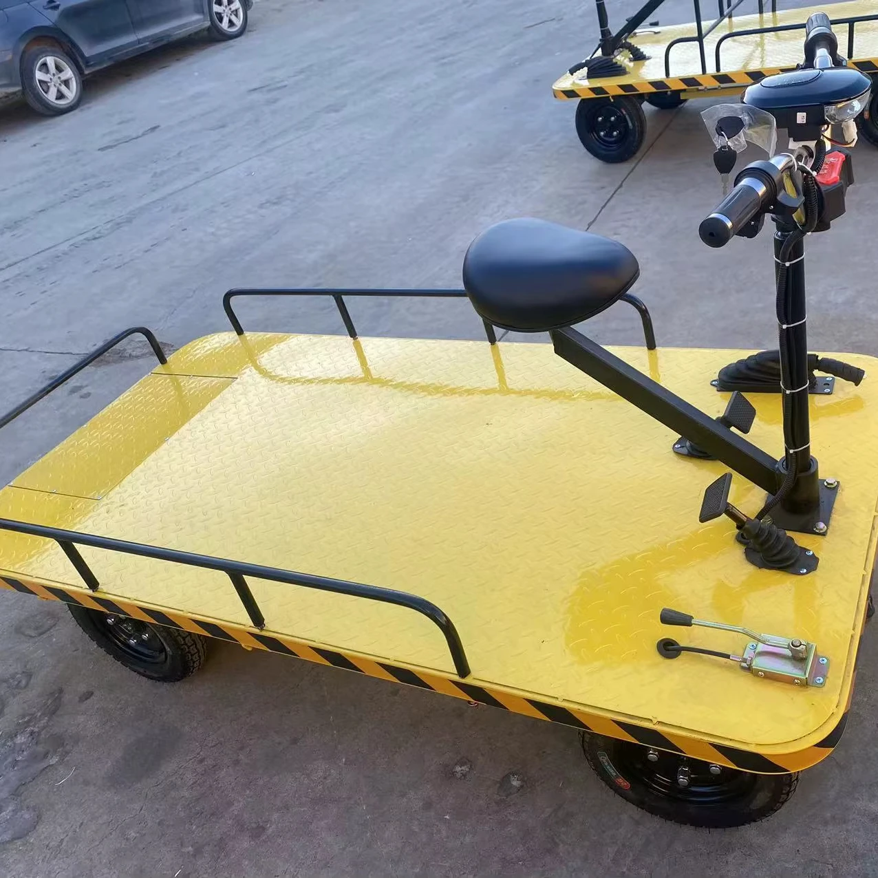 New Arrivals Electric Flatbed Trolley Hand Truck with 800kg/1000kg Load Capacity 4 Wheels Platform Trolley
New Arrivals Electric Flatbed Trolley Hand Truck with 800kg/1000kg Load Capacity 4 Wheels Platform Trolley