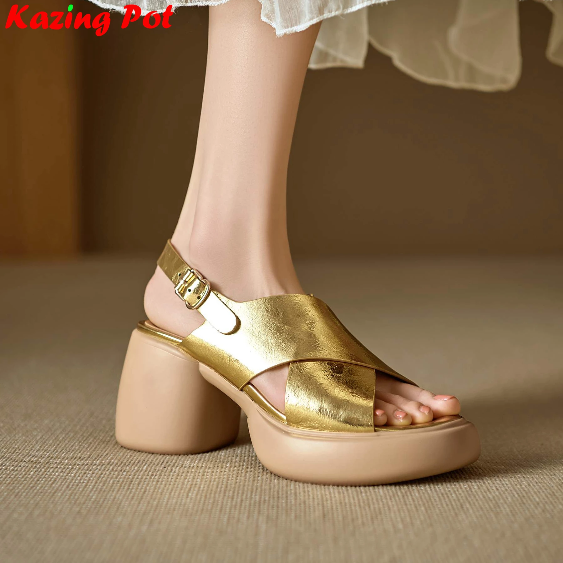 Krazing Pot 2025 cow leather Peep Toe high Heels Elegant Summer Shoes Office Lady Brand Concise slingback platform Women Sandals
Krazing Pot 2025 cow leather Peep Toe high Heels Elegant Summer Shoes Office Lady Brand Concise slingback platform Women Sandals