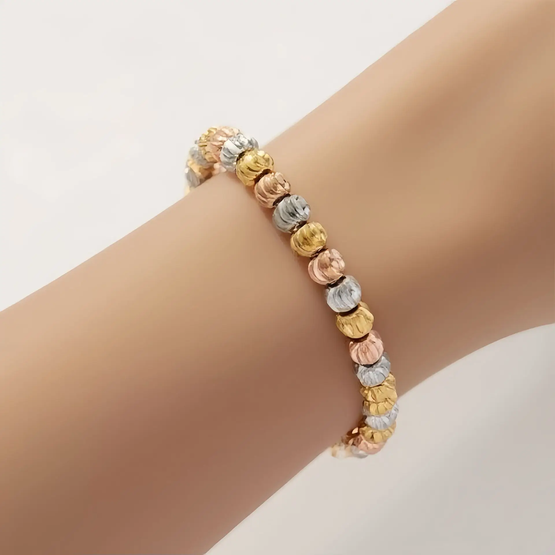 【 Light luxury tri color bead bracelet 】 Adjustable drawstring design, fashionable and versatile women's accessory
【 Light luxury tri color bead bracelet 】 Adjustable drawstring design, fashionable and versatile women's accessory