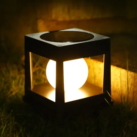 Solar Post Light Outdoor Post Caps Lights Solar Fence Post Lamp Pillar Lamps Waterproof for Wooden Posts Patio Camping Dec