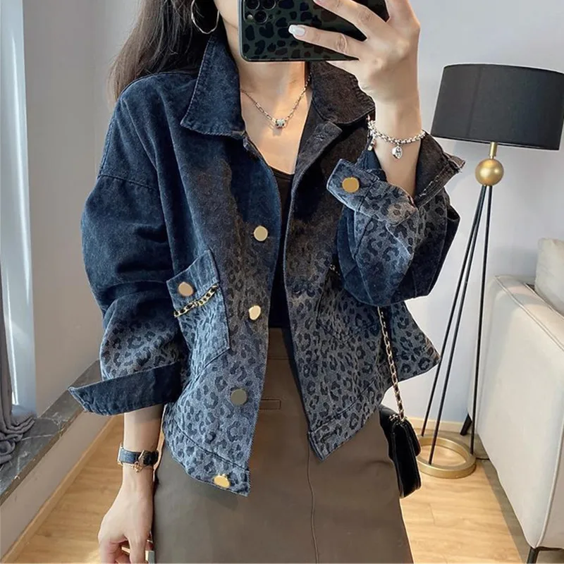New Women's Cowboy Coat 2026 Spring Autumn Retro Comfortable Ladies Denim Fashion Short Be All-match Female Overcoat
New Women's Cowboy Coat 2026 Spring Autumn Retro Comfortable Ladies Denim Fashion Short Be All-match Female Overcoat