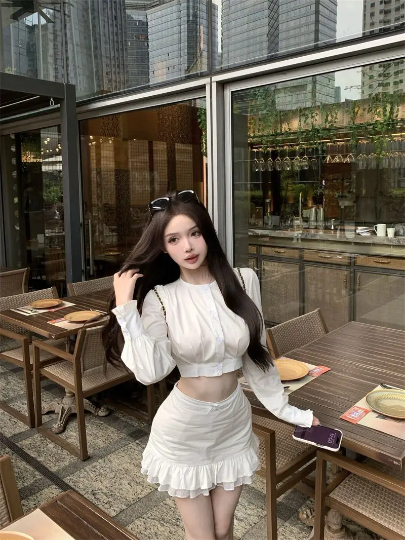 French Style Women's Spring and Summer Long-sleeved Short Shirt Top Ruffled Edges Hip Wrap Skirt Two-piece Set Female Clothes
French Style Women's Spring and Summer Long-sleeved Short Shirt Top Ruffled Edges Hip Wrap Skirt Two-piece Set Female Clothes