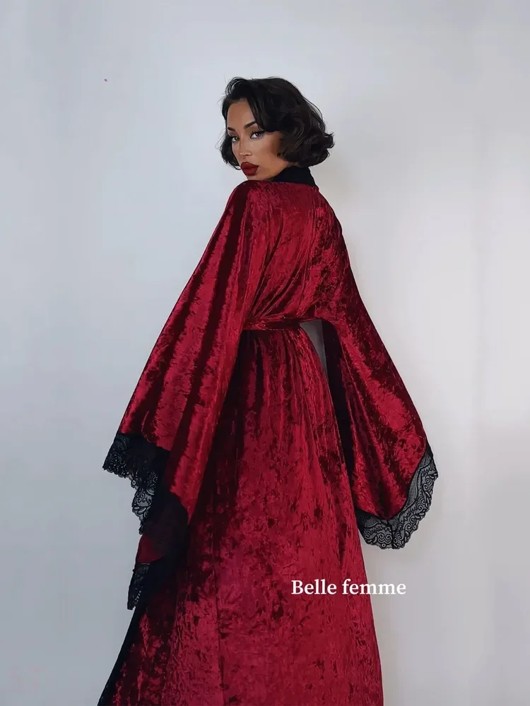 Женский длинный халат из золотистого бархата, однотонный, осенний, с кружевом, с поясом, с длинными рукавами, зимний, для женщин
Женский длинный халат из золотистого бархата, однотонный, осенний, с кружевом, с поясом, с длинными рукавами, зимний, для женщин