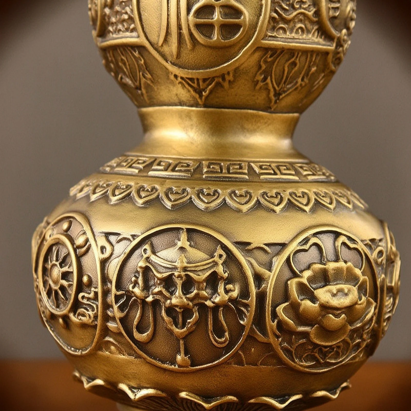 Brass Gourd Ornament Engraved Gourd with Lid Statue Ornamental Feng Shui for Living Room, Entryway
Brass Gourd Ornament Engraved Gourd with Lid Statue Ornamental Feng Shui for Living Room, Entryway