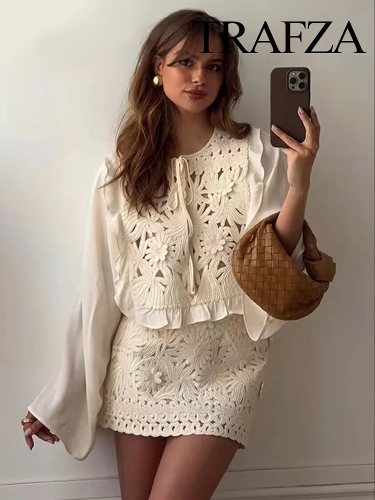 TRAFZA Women‘s Summer Fashion Skirt Suit Elegant Long Sleeve Lace Up Stitching Hollow Shirt+A-line High Waist Mini Skirt Mujer
TRAFZA Women‘s Summer Fashion Skirt Suit Elegant Long Sleeve Lace Up Stitching Hollow Shirt+A-line High Waist Mini Skirt Mujer