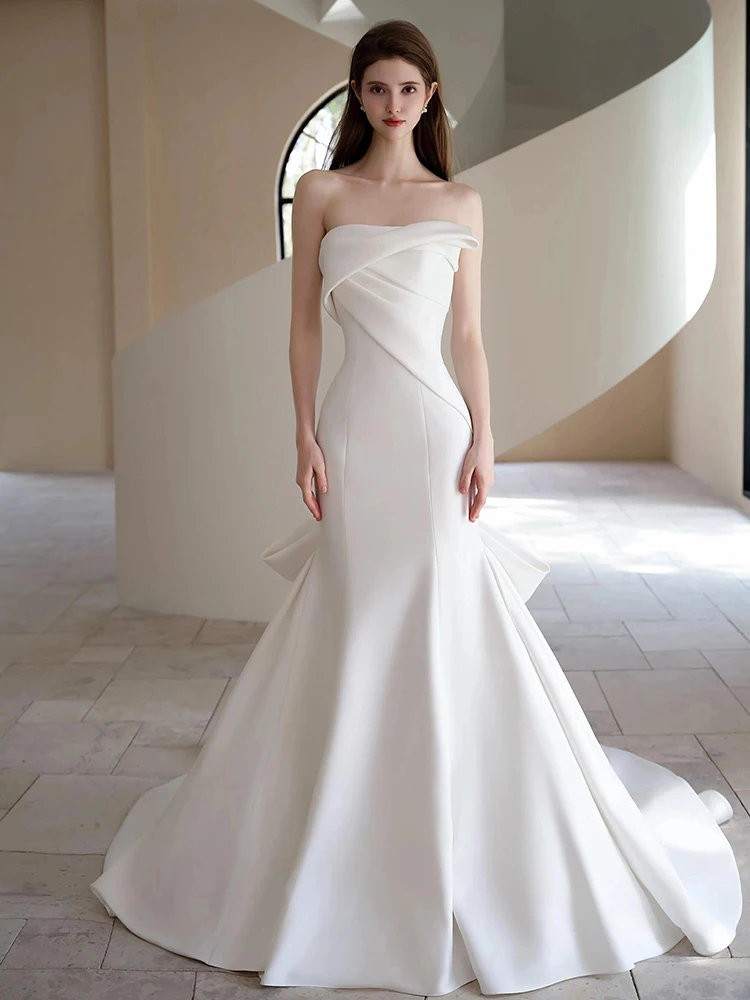 Elegant White Fish Tail Wedding Dress Satin Surface Strapless Gown for Bridal Outfit Simple High-End Feel Long Skirt
Elegant White Fish Tail Wedding Dress Satin Surface Strapless Gown for Bridal Outfit Simple High-End Feel Long Skirt