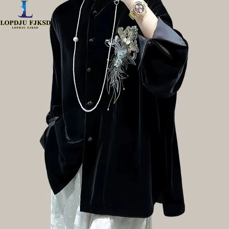 2025 Thin Black Velvet Jacket Women Chinese Style Embroidery Coat Autumn Winter O-neck Loose Silk Outwear Vintage New
2025 Thin Black Velvet Jacket Women Chinese Style Embroidery Coat Autumn Winter O-neck Loose Silk Outwear Vintage New
