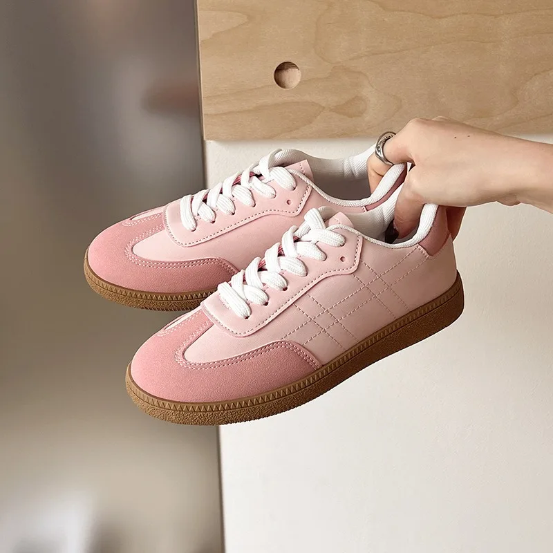 Hot Selling Pu Leater Sneakers Comfortable Women's Shoes Flat Shoes Fashion Versatile Casual Shoes Big Size White Sneaker
Hot Selling Pu Leater Sneakers Comfortable Women's Shoes Flat Shoes Fashion Versatile Casual Shoes Big Size White Sneaker
