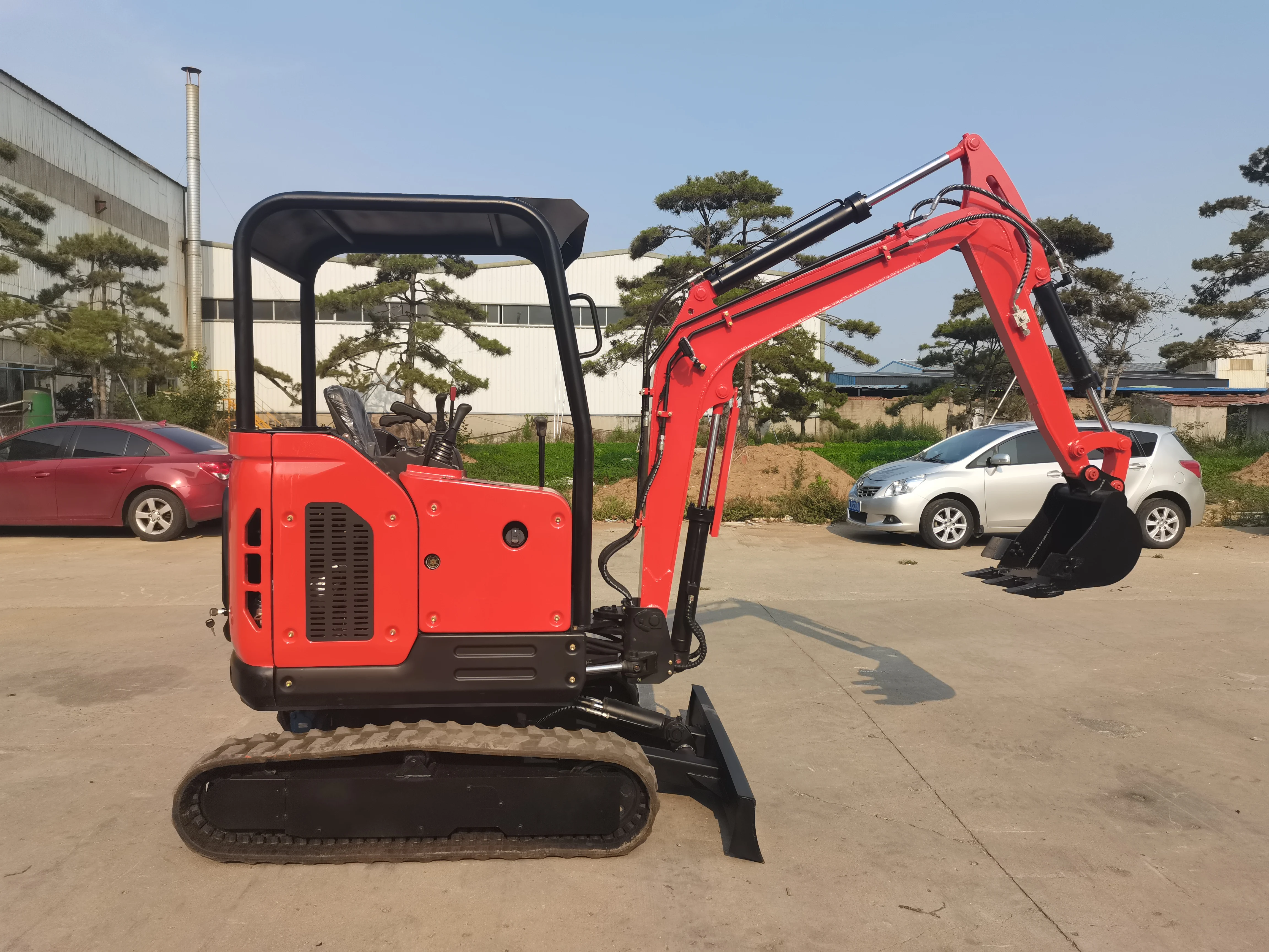 Customized High Quality Kubota Engine 2.5 Ton Hydraulic Mini Excavator Construction Machinery 1800KG Micro Excavation With Cabin
Customized High Quality Kubota Engine 2.5 Ton Hydraulic Mini Excavator Construction Machinery 1800KG Micro Excavation With Cabin