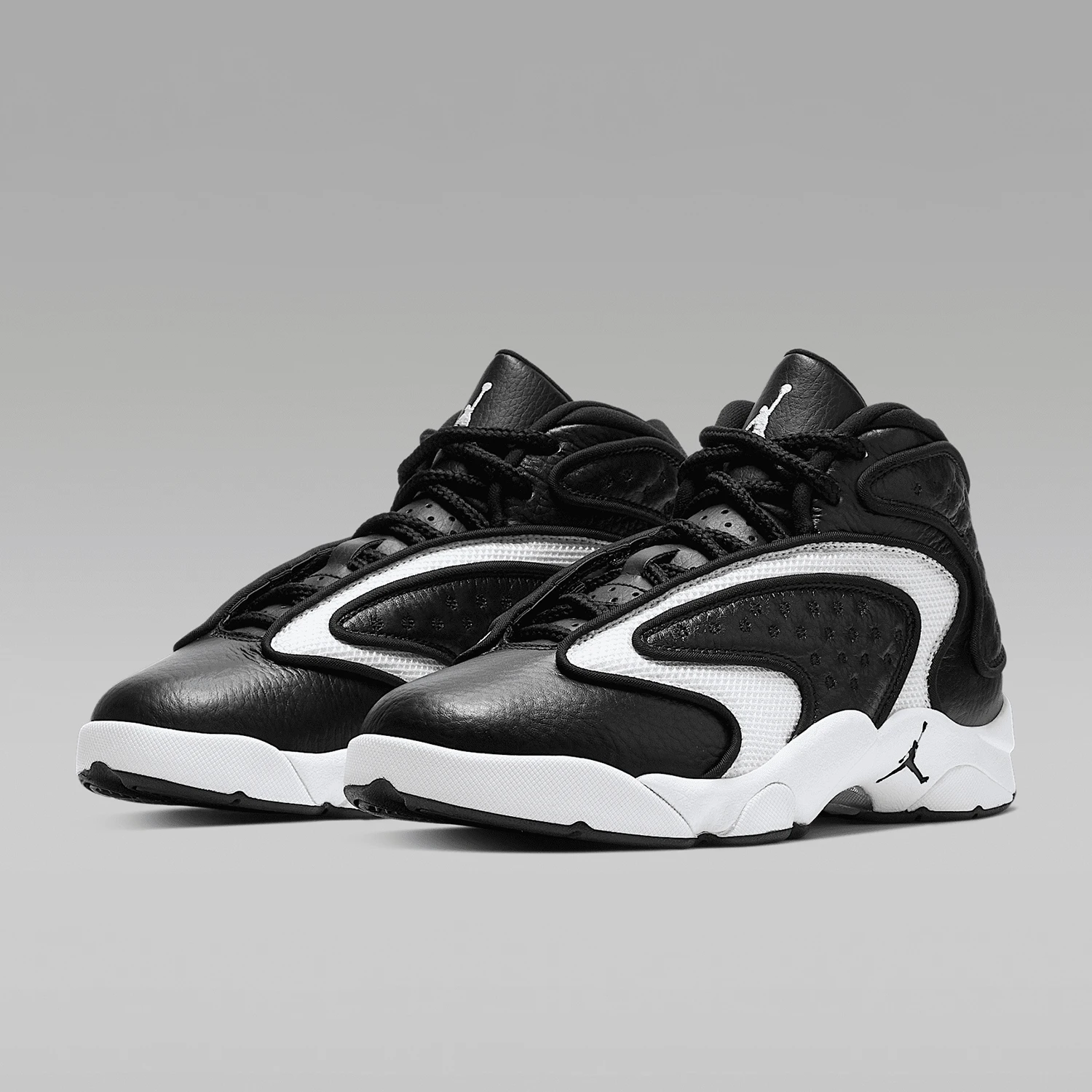 Nike Authentic AIR JORDAN OG Women's Mid-Top Basketball Shoes 133000-001
Nike Authentic AIR JORDAN OG Women's Mid-Top Basketball Shoes 133000-001